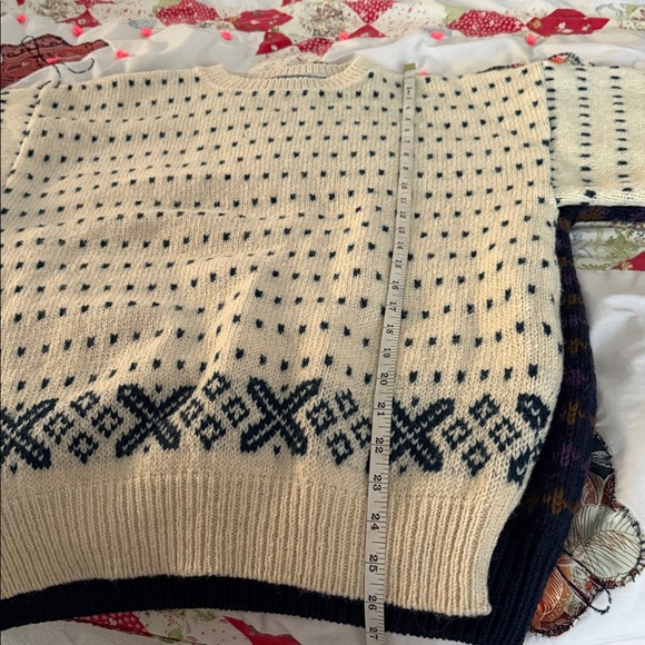 EMS men’s wool sweater size Meg nice pattern good condition - Picture 7 of 7